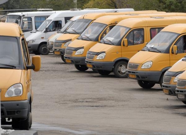 Заменить маршрутки Махачкалы на автобусы хочет врио главы Дагестана